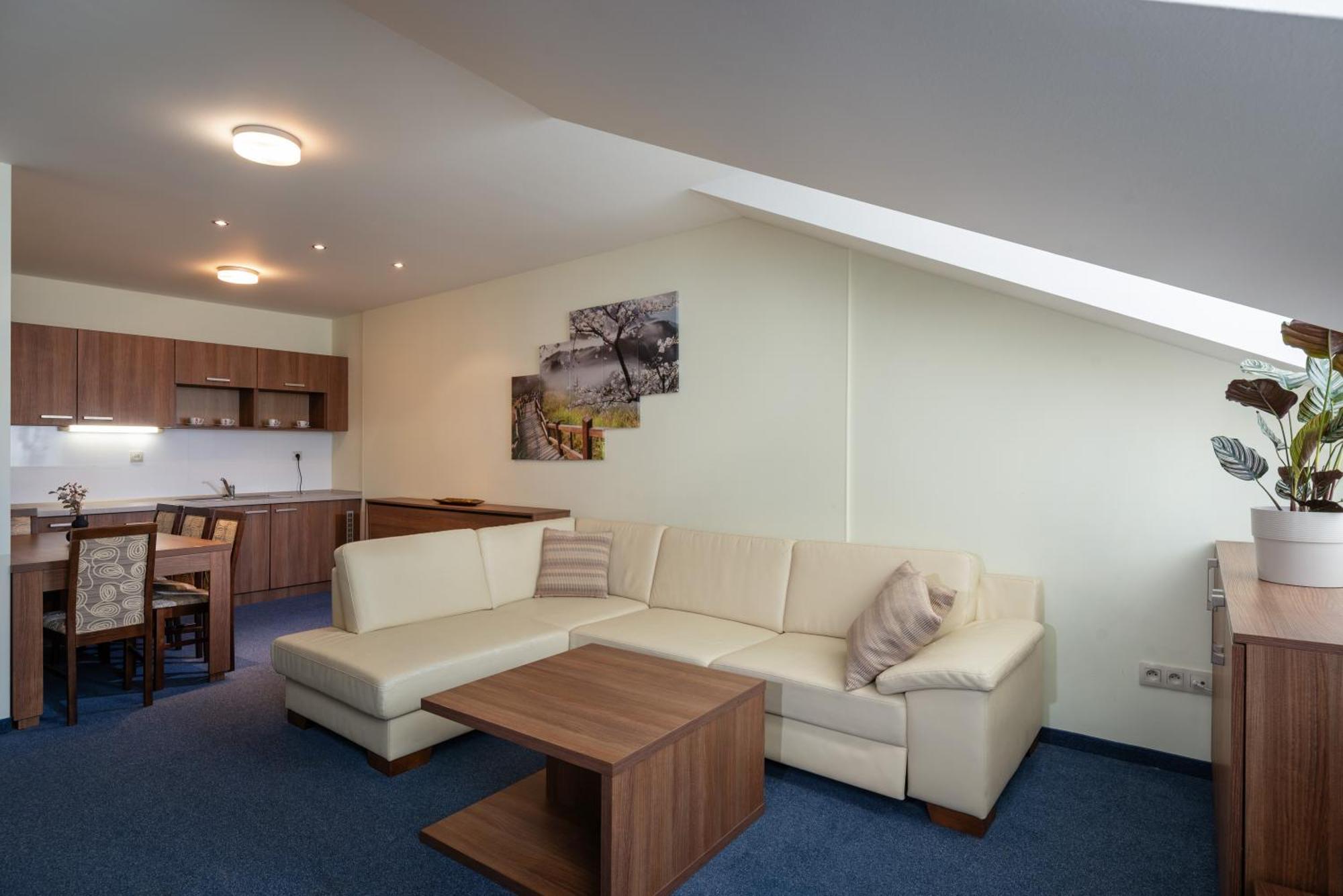 Horsky Hotel Remata Raztocno Extérieur photo